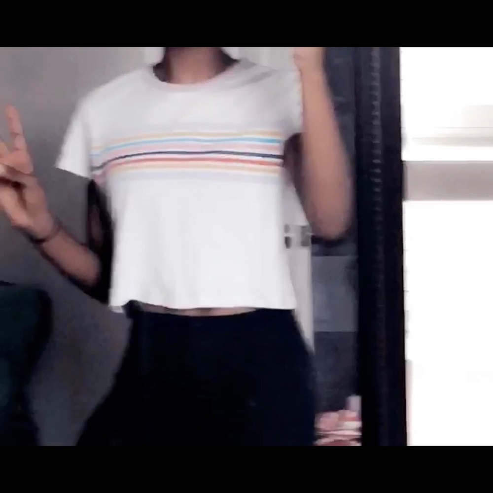 Forever 21 gray crop top